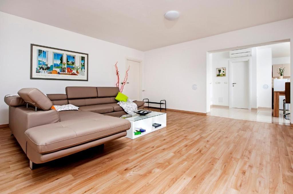 Aria Room And Apartmant Fuga Rovinj Luaran gambar