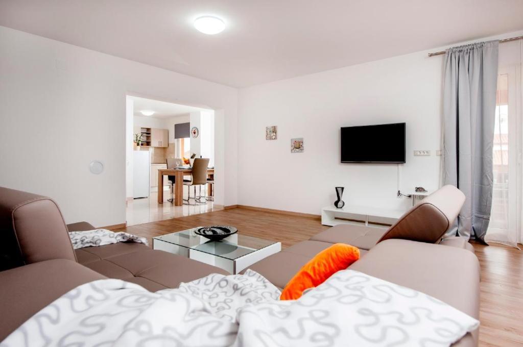 Aria Room And Apartmant Fuga Rovinj Luaran gambar